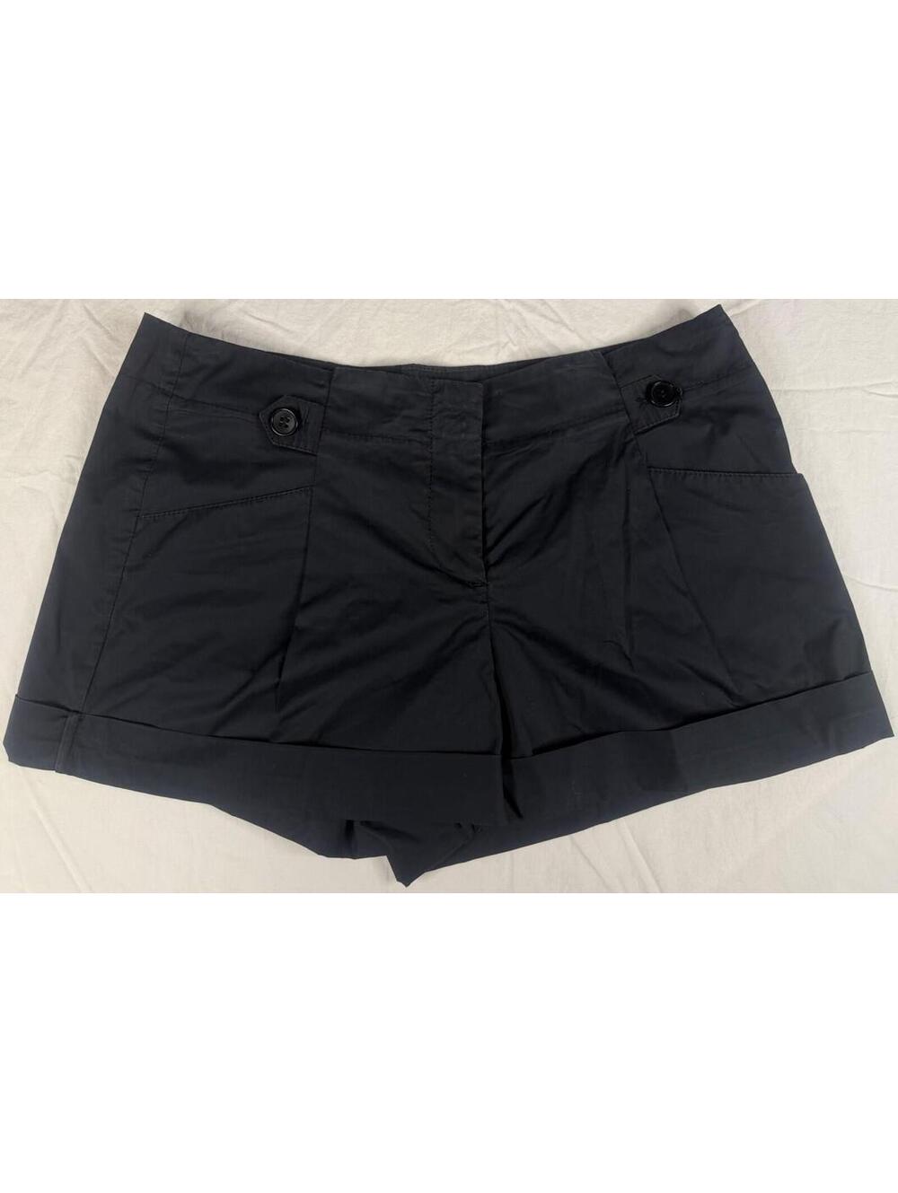 🖤 Theory Tailored Black Shorts Size 4 USA Chic Cuffed 🖤